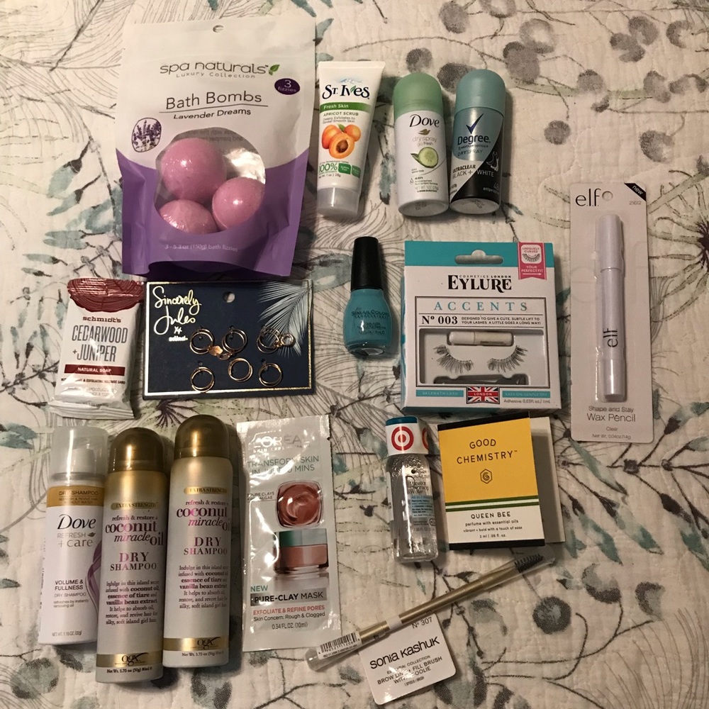 16 Piece Beauty Bundle Makeup Lot NEW